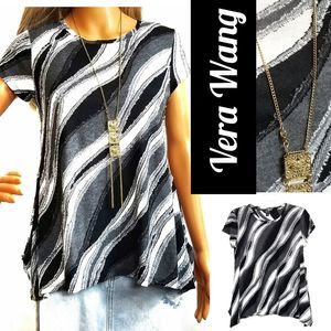 VERA WANG Textured Wave Design Crew Neck Top BNWT